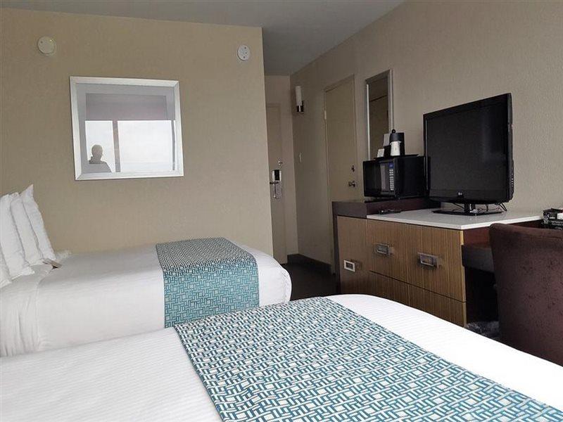 Wyndham Garden Kenosha Harborside Ξενοδοχείο Εξωτερικό φωτογραφία