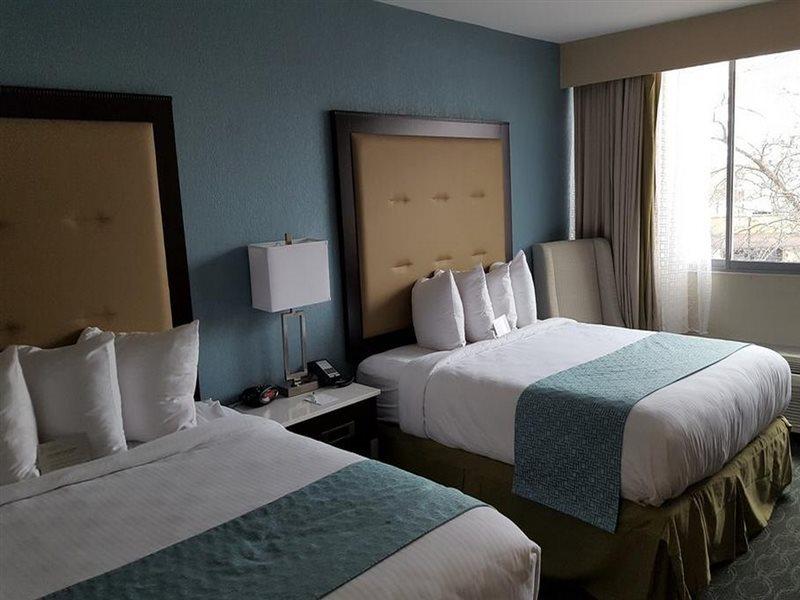 Wyndham Garden Kenosha Harborside Ξενοδοχείο Εξωτερικό φωτογραφία