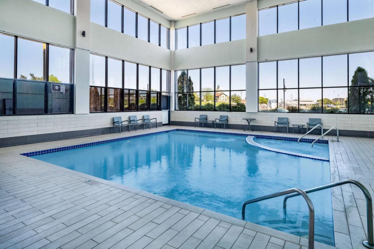 Wyndham Garden Kenosha Harborside Ξενοδοχείο Εξωτερικό φωτογραφία