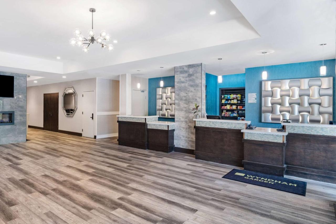 Wyndham Garden Kenosha Harborside Ξενοδοχείο Εξωτερικό φωτογραφία