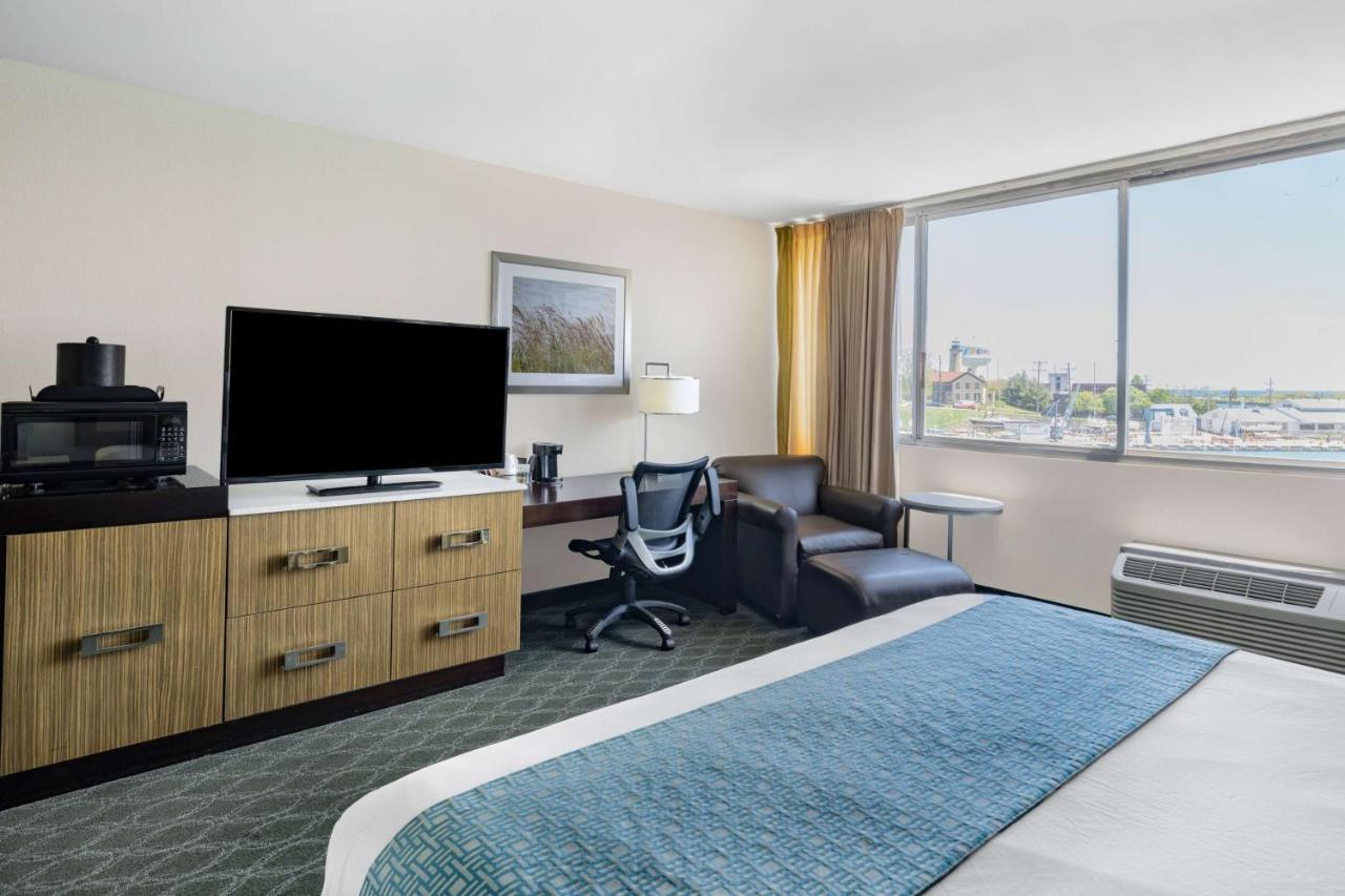 Wyndham Garden Kenosha Harborside Ξενοδοχείο Εξωτερικό φωτογραφία