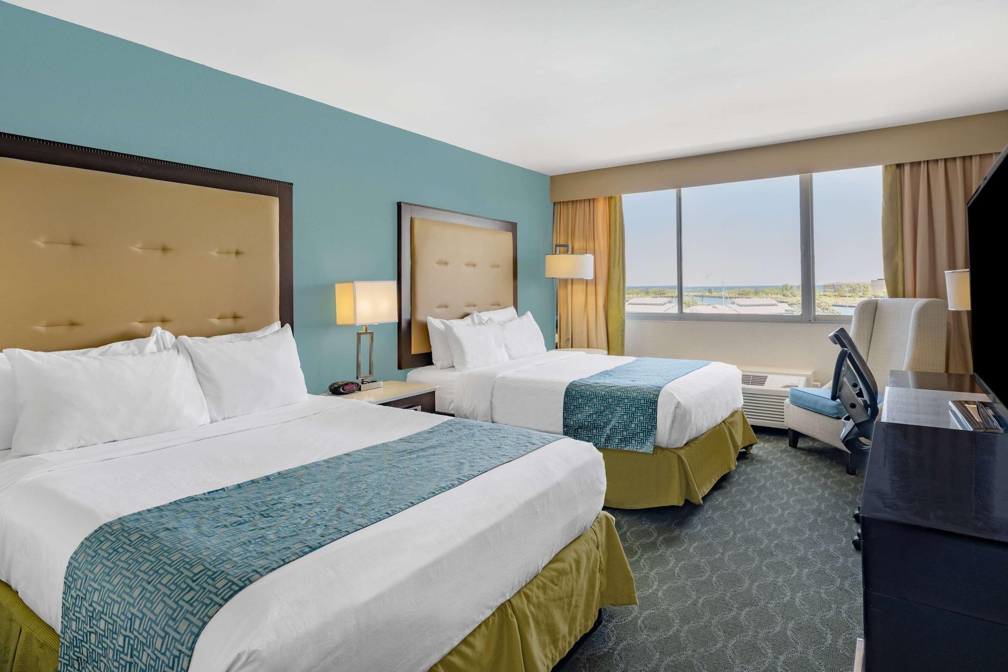 Wyndham Garden Kenosha Harborside Ξενοδοχείο Εξωτερικό φωτογραφία