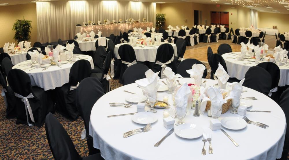 Wyndham Garden Kenosha Harborside Ξενοδοχείο Εστιατόριο φωτογραφία