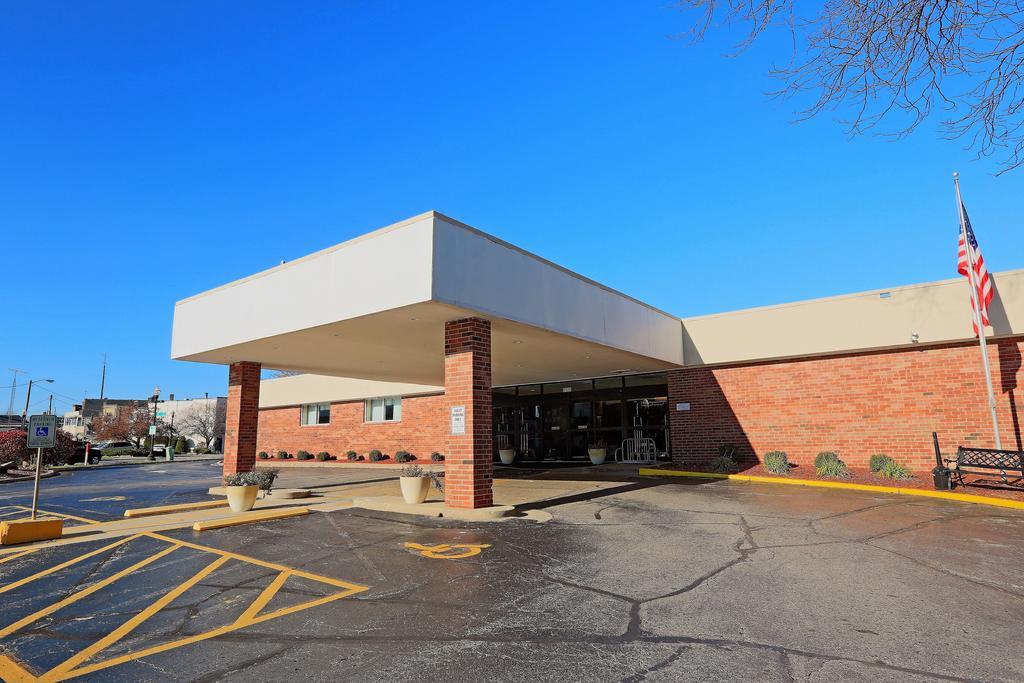 Wyndham Garden Kenosha Harborside Ξενοδοχείο Εξωτερικό φωτογραφία